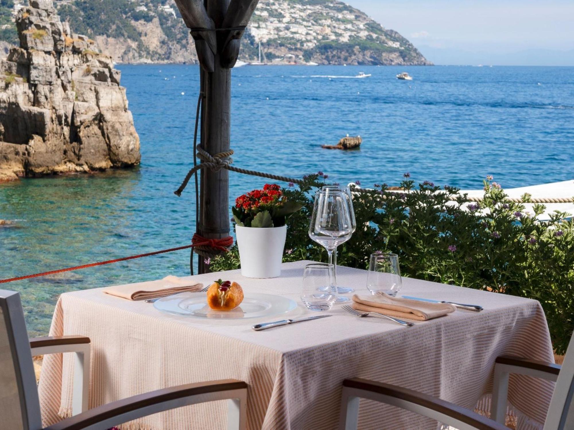 Hotel Le Agavi Positano Esterno foto